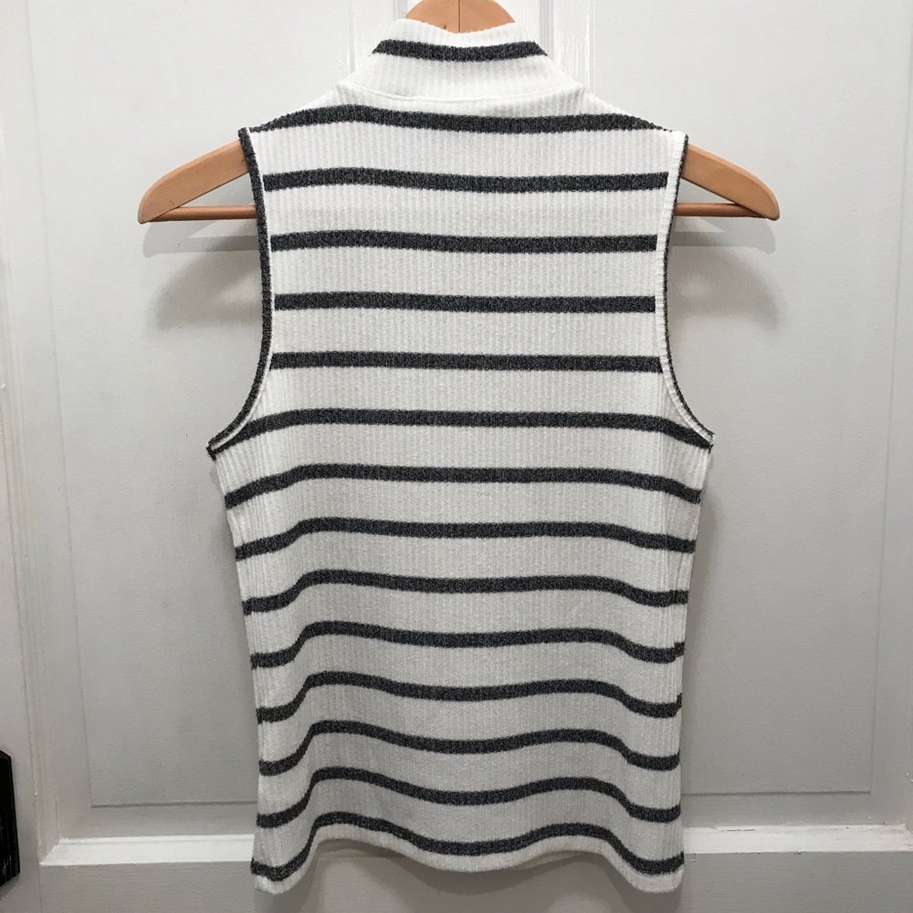 GAP sleeveless mock neck striped ribbed sweater, size SP, NWT - Picture 5 of 8